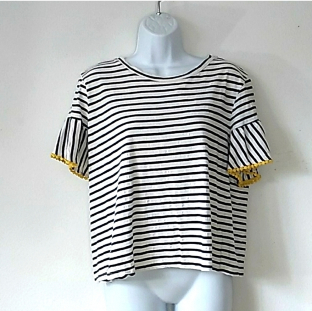 anthropologie W5 black and white stripe pull over crop top with bell sleeves L